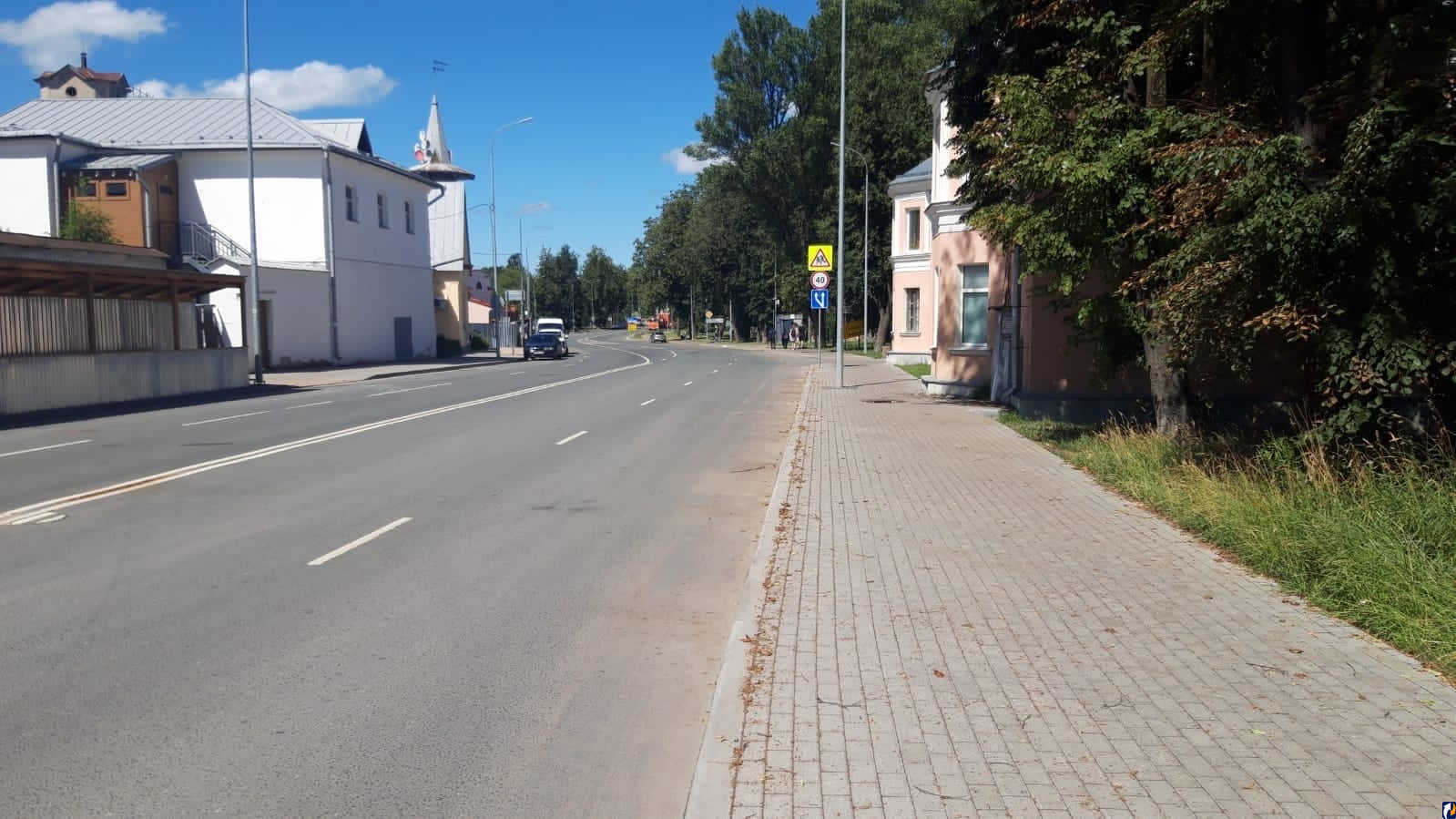 Два псковских автобуса стали делать дополнительную остановку на улице  Л.Поземского : Центр Деловой Информации. Бизнес-новости Пскова и области. /  ЦДИ.