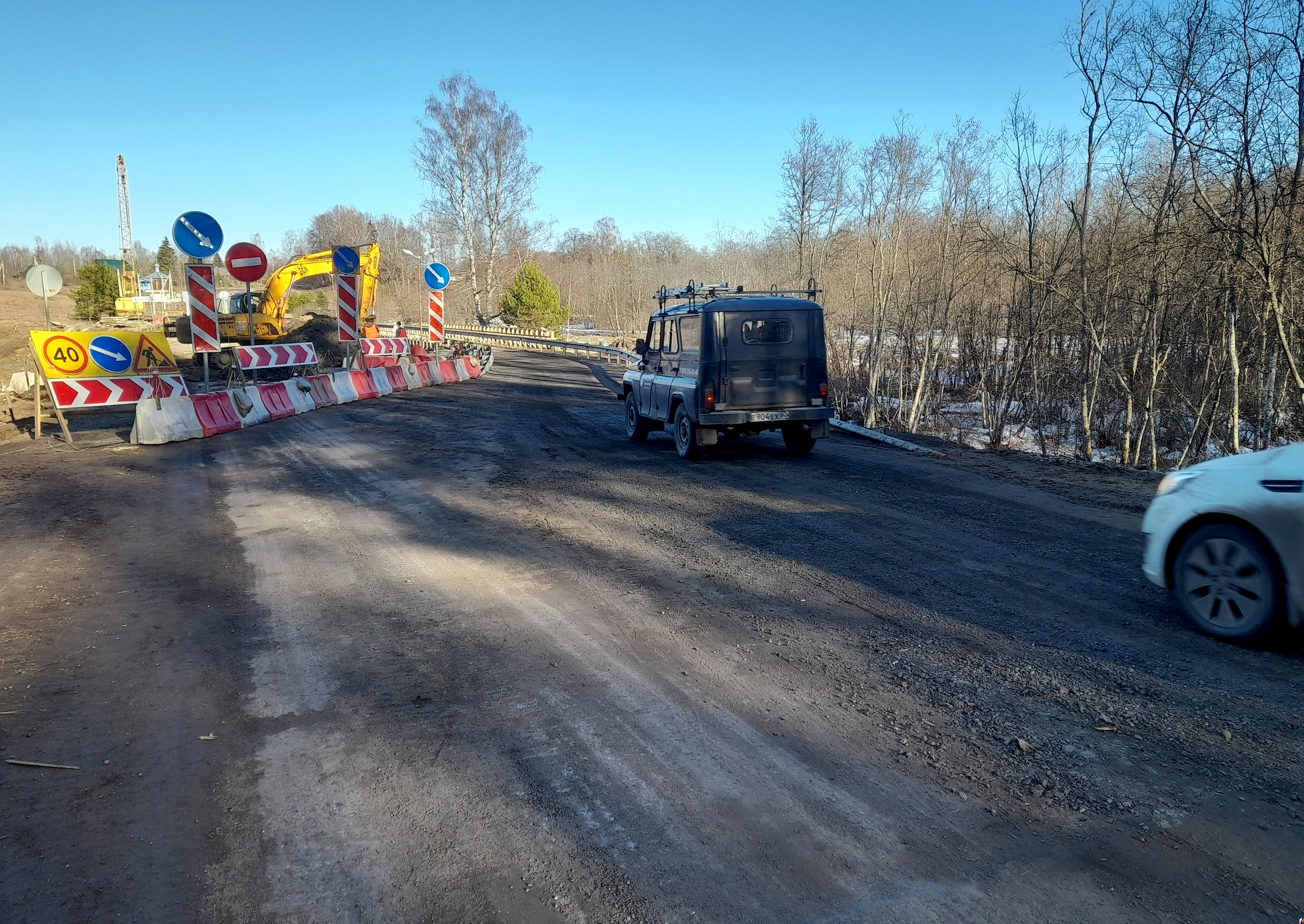 Открыто движение по временному мосту через реку Черная в Плюсском районе
